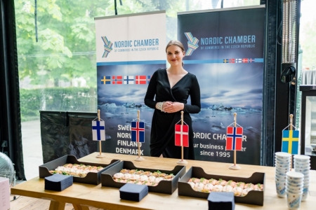 Around the World with 10 Chambers